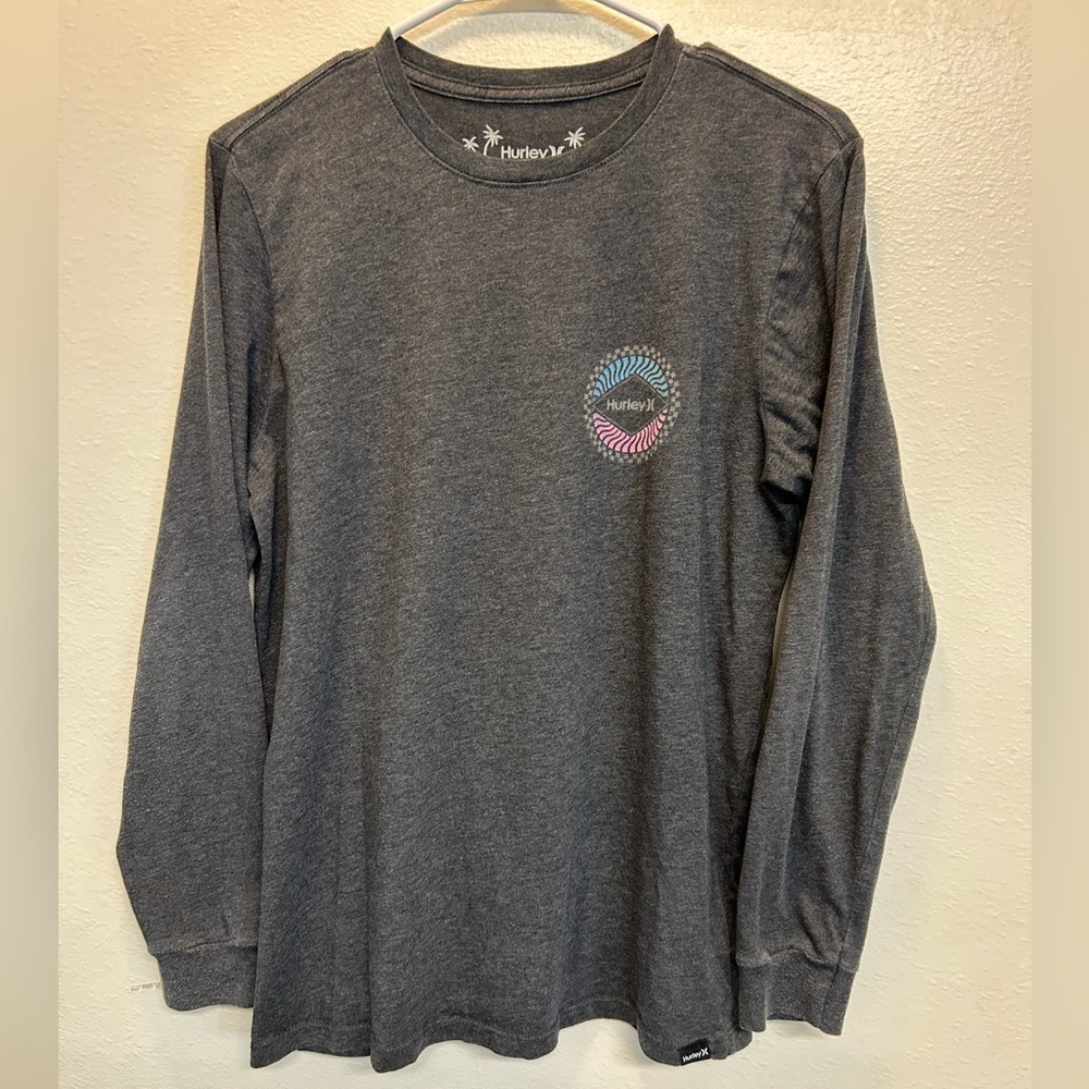 🤩 Hurley Charcoal Long Sleeve Tee 🤩